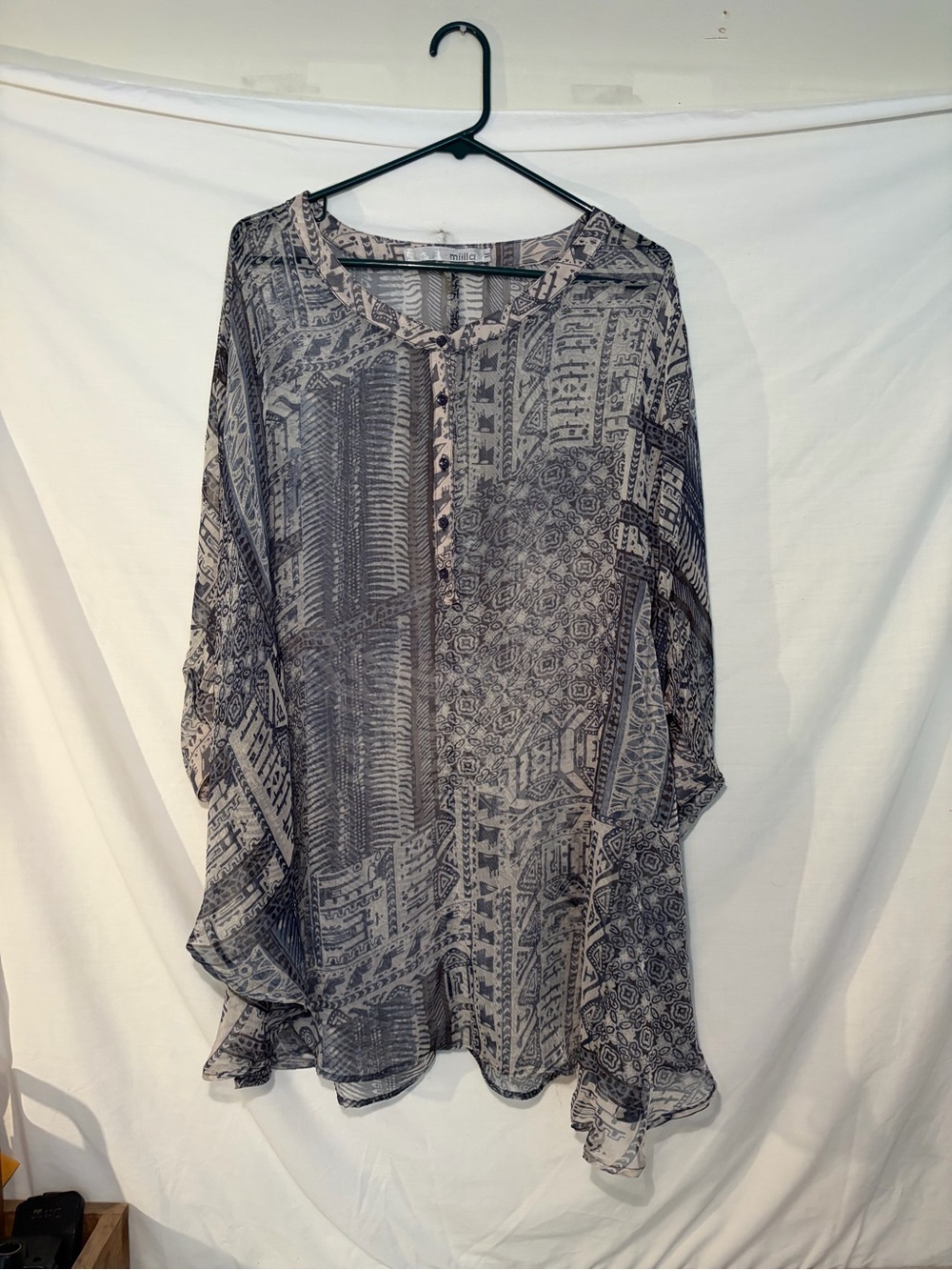 Miilla sheer tunic cover up gray/cream size Medium